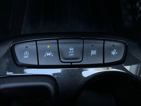 Used 2025 Chevrolet TrailBlazer LT image 21