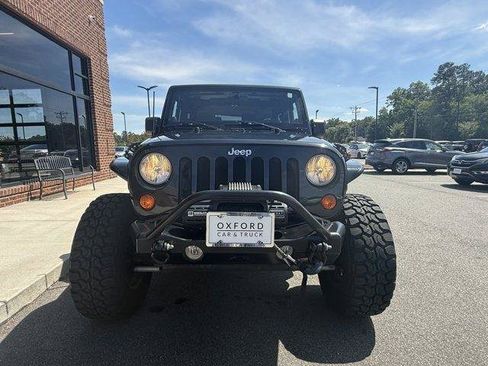 Used 2012 Jeep Wrangler Sahara w/ Connectivity Group AWD/4WD image 10