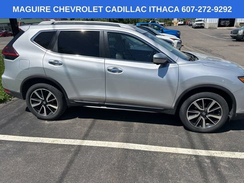 Used 2019 Nissan Rogue SL w/ Premium Package AWD/4WD image 3