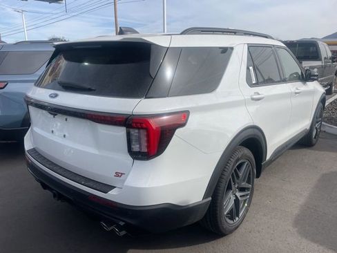 New 2026 Ford Explorer ST image 4