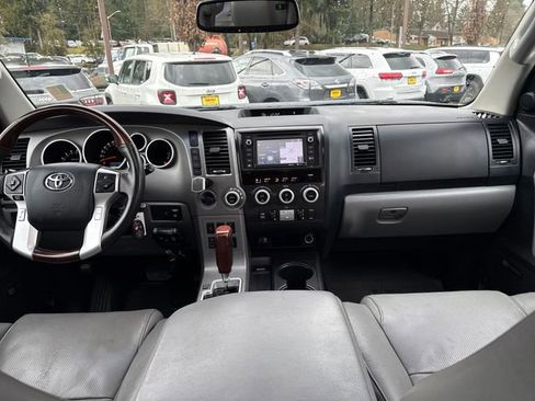 Used 2014 Toyota Sequoia Platinum w/ Preferred Accessory Package image 11