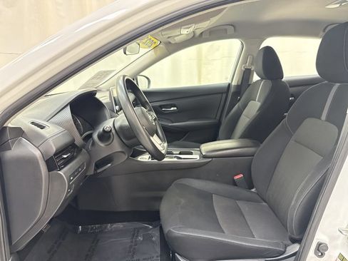 Used 2023 Nissan Sentra SV image 12