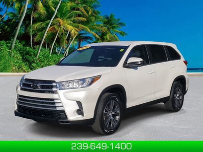 Used 2019 Toyota Highlander LE