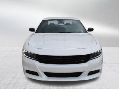 Used 2023 Dodge Charger SXT image 2