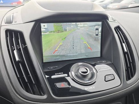Used 2019 Ford Escape Titanium AWD/4WD image 18