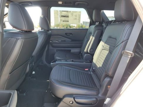 New 2026 Nissan Pathfinder Rock Creek w/ Rock Creek Premium Package AWD/4WD image 8