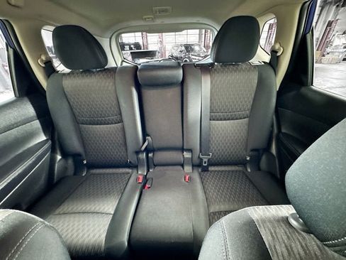 Used 2019 Nissan Rogue S AWD/4WD image 19