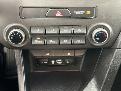 Used 2017 Kia Sportage LX w/ LX Popular Package image 13