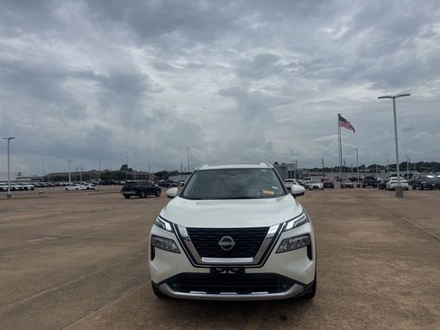 Used 2022 Nissan Rogue Platinum w/ Head-Up Display Package FWD image 5