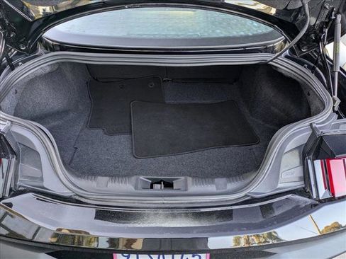 Used 2025 Ford Mustang Premium image 9