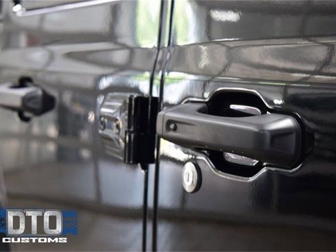 Used 2023 Jeep Gladiator Mojave w/ Trailer Tow Package image 16