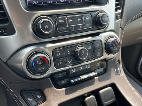 Used 2015 Chevrolet Tahoe LT w/ Luxury Package AWD/4WD image 35