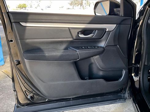 Used 2017 Honda CR-V LX image 22