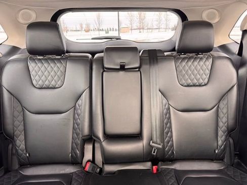 Used 2023 Ford Edge Titanium image 23