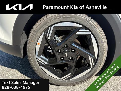 New 2026 Kia K4 EX FWD image 30
