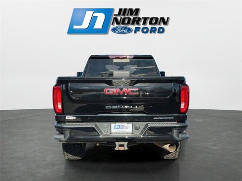 Used 2023 GMC Sierra 2500 Denali w/ Denali Black Diamond Edition image 4