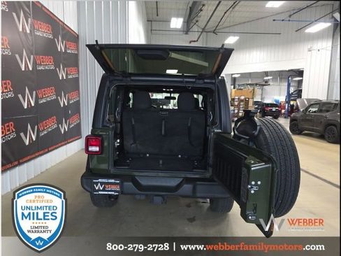 Used 2023 Jeep Wrangler Sport S image 6