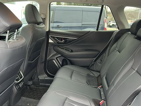 Certified 2022 Subaru Outback Limited image 23