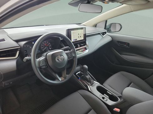 Certified 2025 Toyota Corolla LE image 6