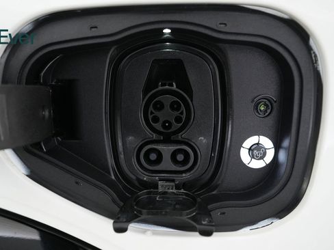 Used 2025 Ford Mustang Mach-E Premium w/ Sport Appearance Package image 10