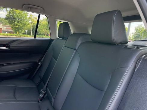 Used 2026 Toyota Corolla Cross XLE FWD image 39