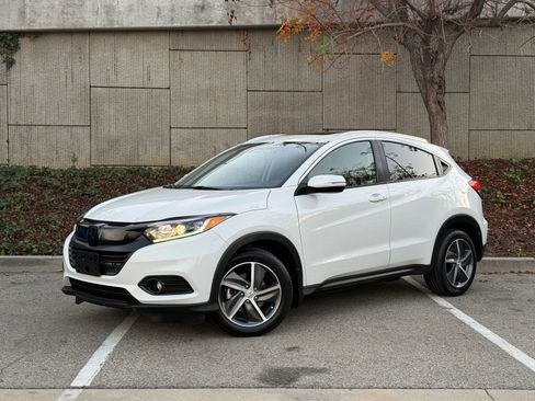 Used 2021 Honda HR-V EX image 1