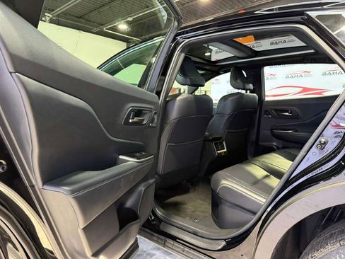 Used 2024 Toyota Crown Limited image 35