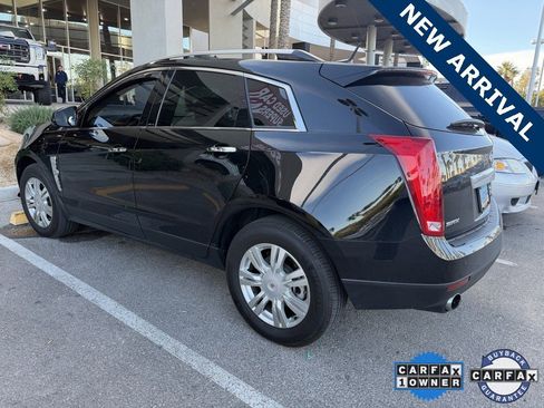 Used 2011 Cadillac SRX Luxury image 4