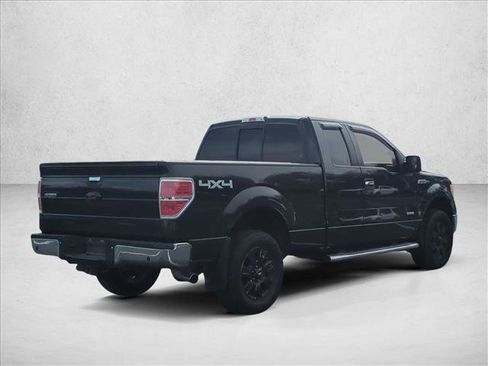 Used 2012 Ford F150 XLT w/ XLT Chrome Pkg image 5