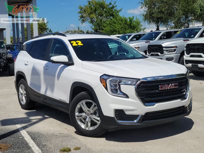 Used 2022 GMC Terrain SLE w/ Driver Convenience Package