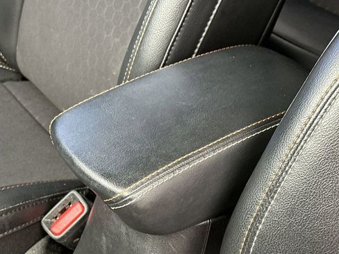 Used 2019 Jeep Compass Latitude w/ Popular Equipment Group image 18