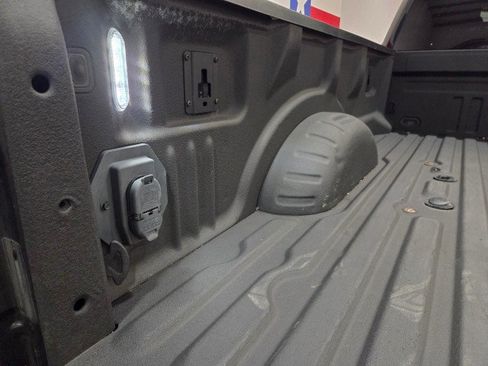 Used 2020 Ford F450 Lariat w/ Lariat Value Package image 31