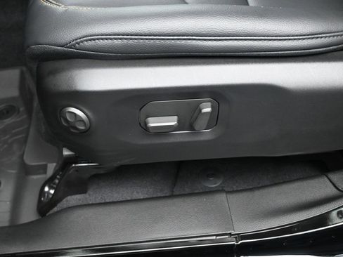 New 2025 Jeep Gladiator Sport image 33