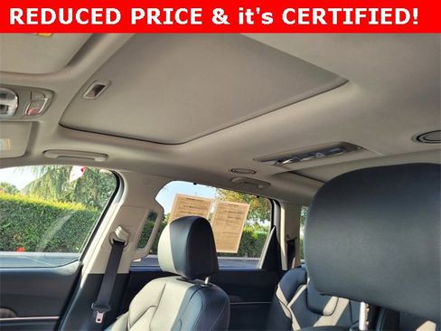 Certified 2025 Kia Telluride SX w/ SX Captain's Chair Package image 8