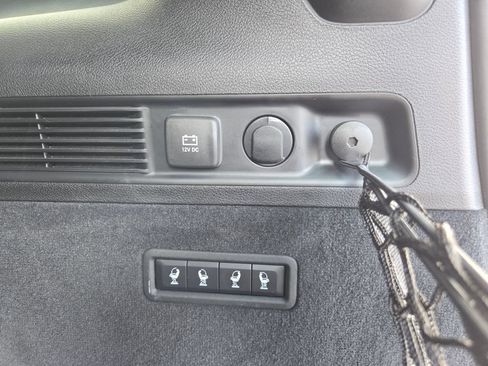 Used 2022 Jeep Grand Wagoneer Series II AWD/4WD image 53