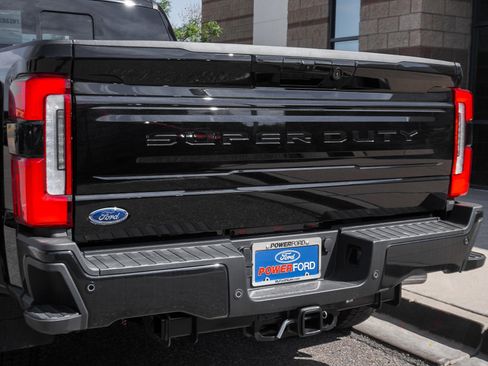 Used 2025 Ford F450 Platinum image 19