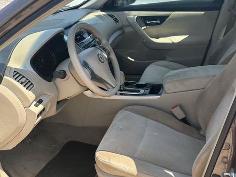 Used 2013 Nissan Altima 2.5 S FWD image 5