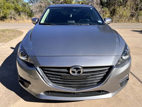 Used 2016 MAZDA MAZDA3 i Sport w/ Preferred Equipment Package image 3