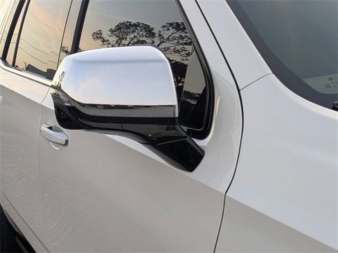 Used 2021 Chevrolet Tahoe Premier image 10