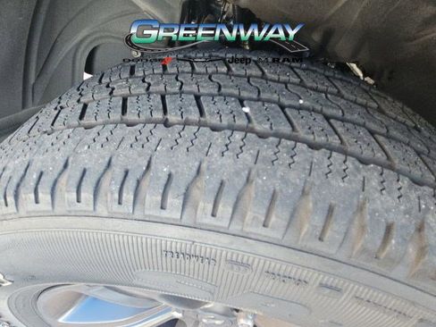 Used 2017 RAM 1500 Sport w/ Convenience Group image 9