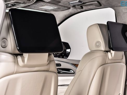 Used 2021 Cadillac Escalade ESV Premium Luxury Platinum image 22