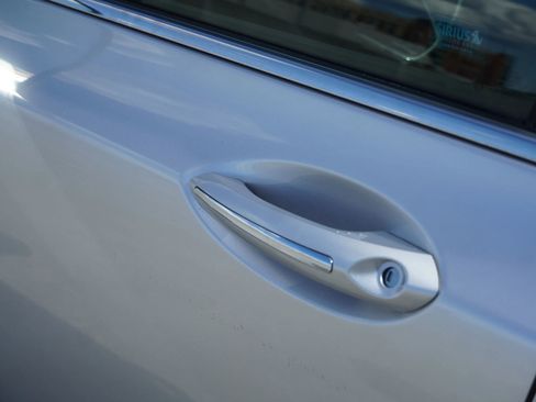 Used 2014 Lincoln MKZ Sedan 4D w/ Equipment Group 102A Reserve image 40