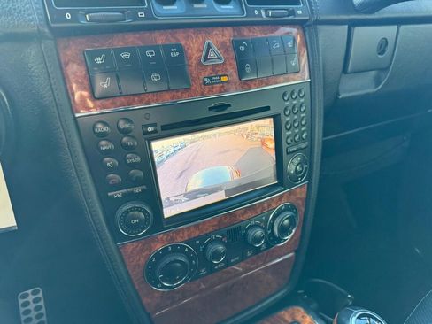 Used 2010 Mercedes-Benz G 55 AMG 4MATIC image 19