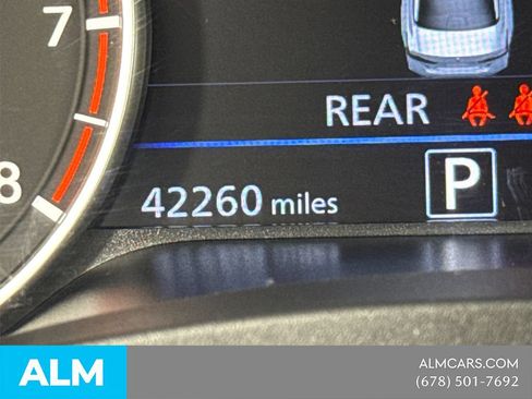 Used 2025 Nissan Altima 2.5 SV FWD image 31