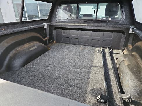 Used 2017 RAM 1500 Big Horn image 9