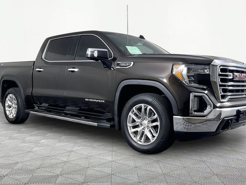 Used 2019 GMC Sierra 1500 SLT w/ SLT Premium Package AWD/4WD image 3