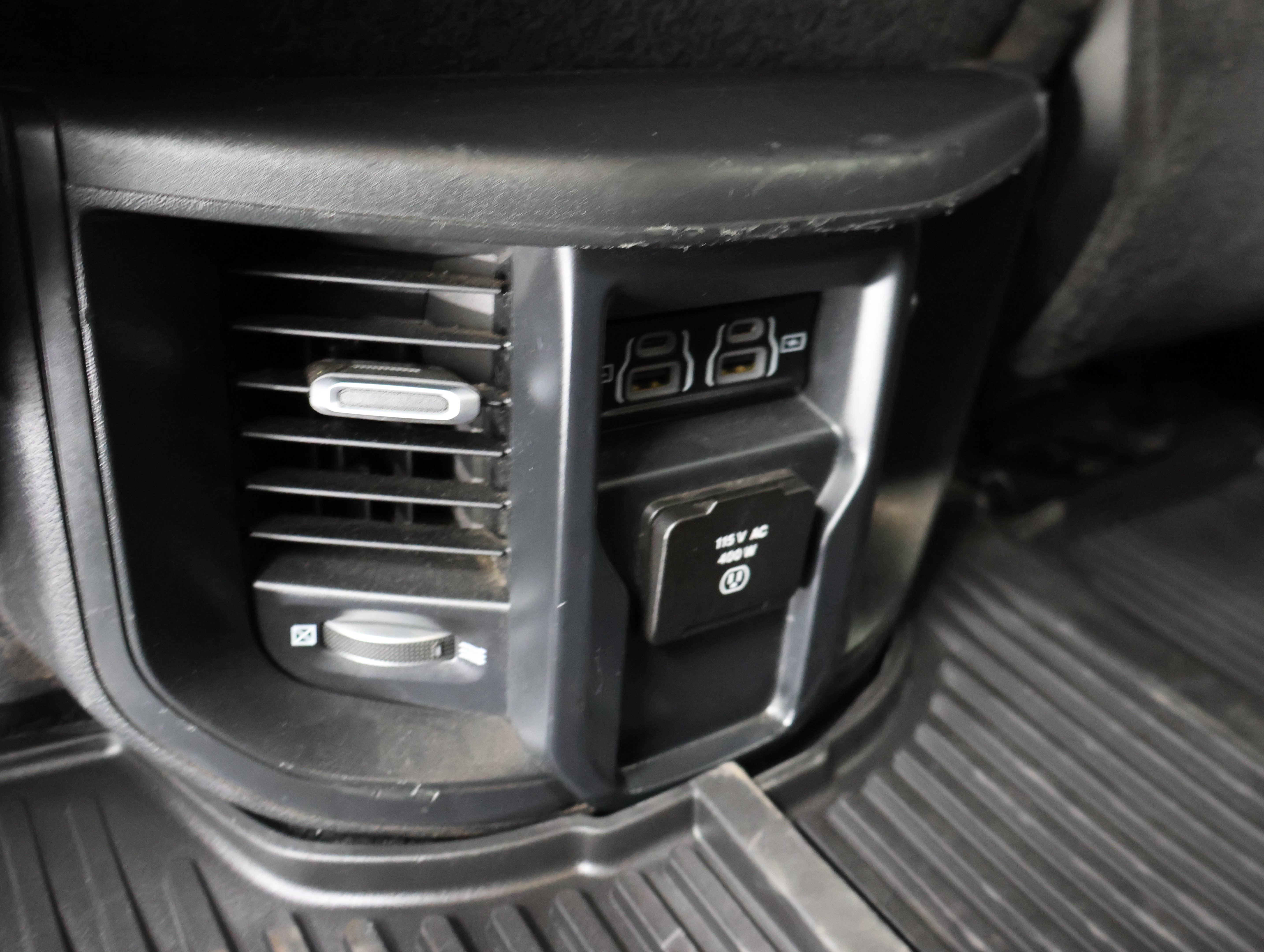 Used 2023 RAM 2500 Laramie AWD/4WD image 35