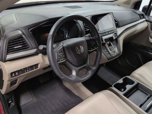 Used 2023 Honda Odyssey EX-L image 10