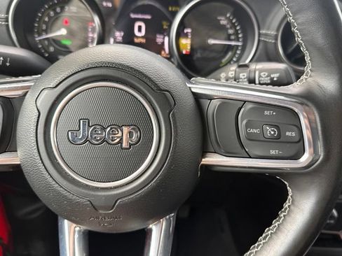 Used 2023 Jeep Wrangler Unlimited Sahara w/ Cold Weather Group AWD/4WD image 22
