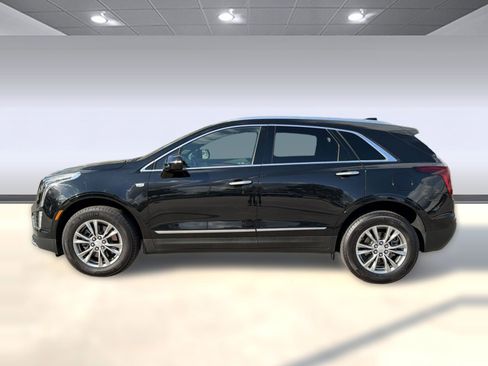 Certified 2023 Cadillac XT5 Premium Luxury image 2
